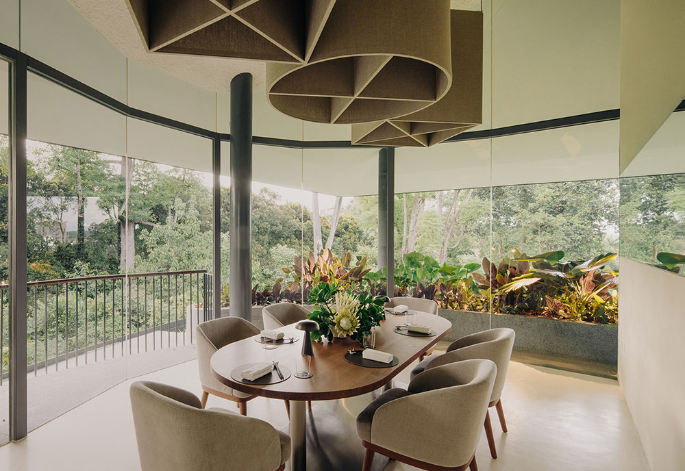 HOME | COMO GROUP